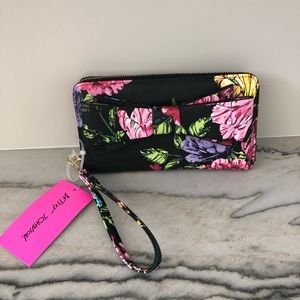 NWT 💗Betsey Johnson Floral Bow Wallet/Wristlet